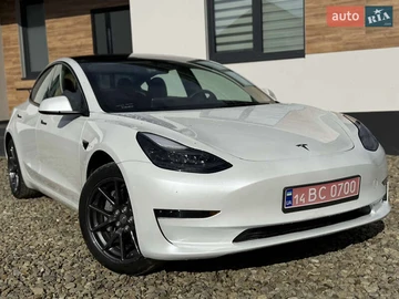 Авто Tesla Model 3 2023 № 8088215