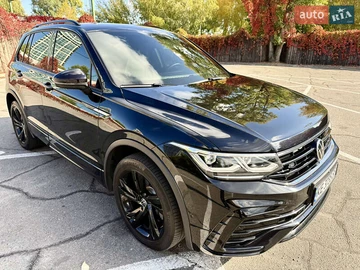 Авто Volkswagen Tiguan 2021 № 8088268