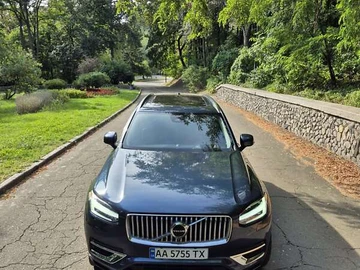 Авто Volvo Xc90 2023 № 8088395