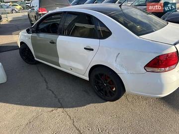 Авто Volkswagen Polo 2013 № 8088563