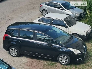 Авто Peugeot 5008 2010 № 8088800