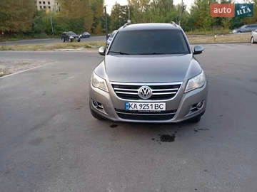 Авто Volkswagen Tiguan 2011 № 8089053