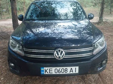 Авто Volkswagen Tiguan 2015 № 8089215