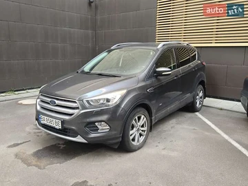 Авто Ford Kuga 2017 № 8089238