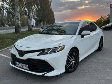 Авто Toyota Camry 2018 № 8089247