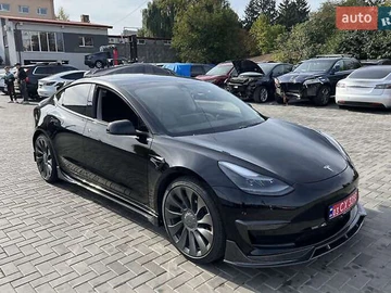 Авто Tesla Model 3 2021 № 8089256