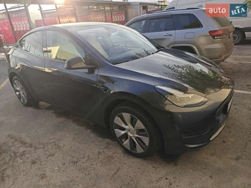 Авто Tesla Model Y 2024 № 8089467