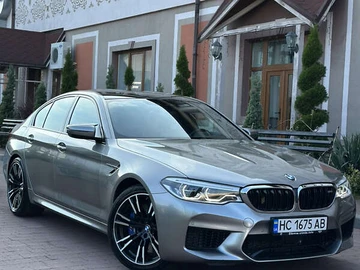 Авто BMW M5 2018 № 8089601