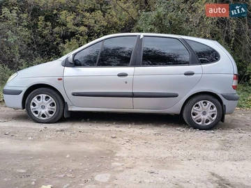 Авто Renault Scenic 2001 № 8089638