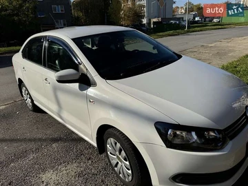 Авто Volkswagen Polo 2012 № 8089990