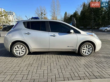 Авто Nissan Leaf 2013 № 8090028