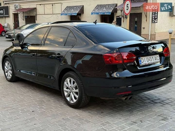 Авто Volkswagen Jetta 2012 № 8090220