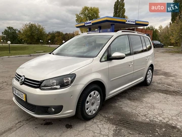 Авто Volkswagen Touran 2010 № 8090337