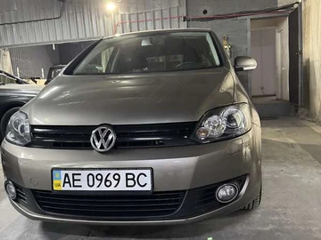 Авто Volkswagen Golf 2010 № 8090385
