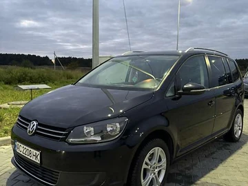 Авто Volkswagen Touran 2011 № 8090397