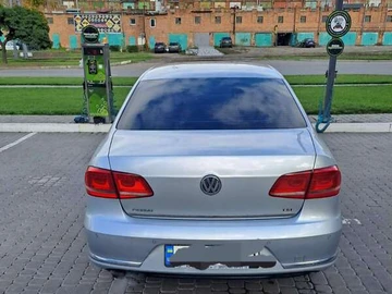 Авто Volkswagen Passat 2012 № 8090406