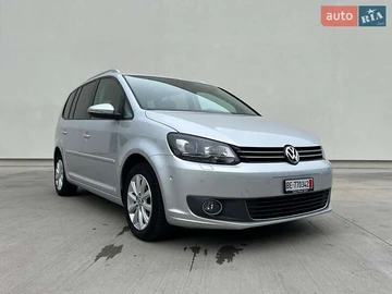 Авто Volkswagen Touran 2011 № 8090445