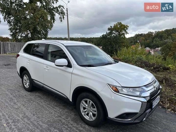 Авто Mitsubishi Outlander 2019 № 8090521