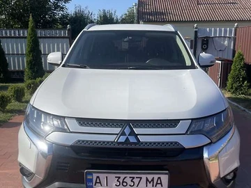Авто Mitsubishi Outlander 2018 № 8090662