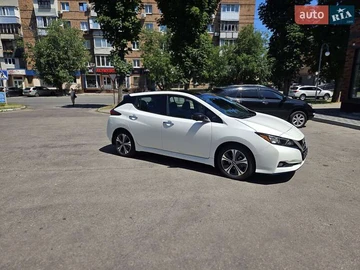 Авто Nissan Leaf 2022 № 8090678