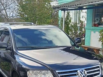 Авто Volkswagen Touareg 2004 № 8090758