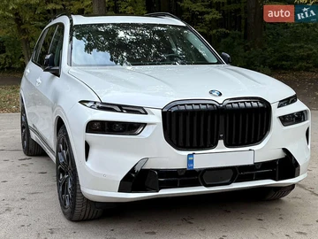 Авто BMW X7 2023 № 8090817