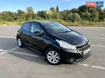 Авто Peugeot 208 2013 № 8090958