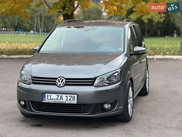 Авто Volkswagen Touran 2012 № 8091148