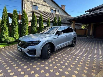 Авто Volkswagen Touareg 2021 № 8091238
