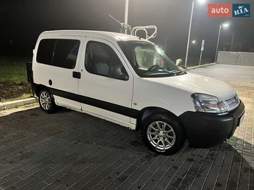Авто Citroen Berlingo 2009 № 8091254
