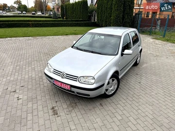Авто Volkswagen Golf 2003 № 8091258