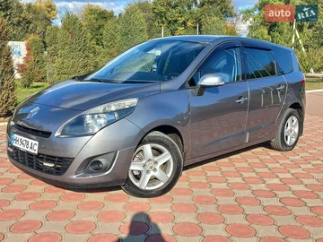 Авто Renault Grand Scenic 2011 № 8091337
