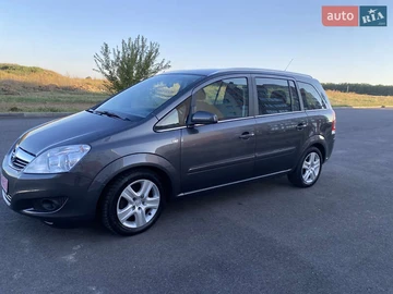 Авто Opel Zafira 2009 № 8091349