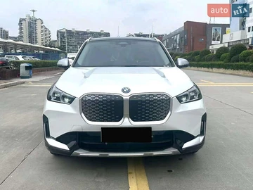 Авто BMW Ix1 2023 № 8091516