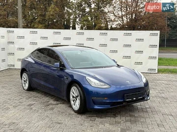 Авто Tesla Model 3 2021 № 8091796