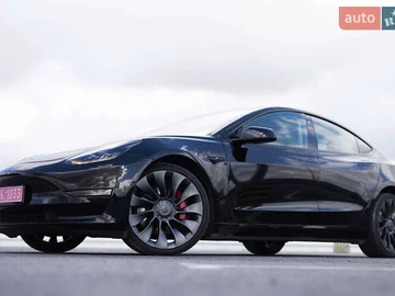 Авто Tesla Model 3 2021 № 8092019