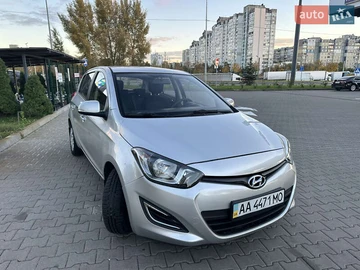 Авто Hyundai I20 2013 № 8092349