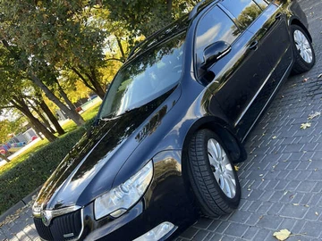 Авто Skoda Superb 2012 № 8092379