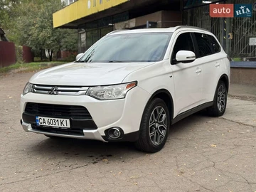 Авто Mitsubishi Outlander 2014 № 8092422