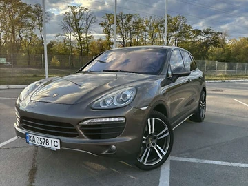 Авто Porsche Cayenne 2011 № 8092472