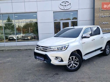 Авто Toyota Hilux 2016 № 8092585
