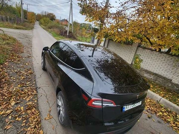 Авто Tesla Model Y 2022 № 8092591