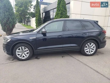 Авто Volkswagen Touareg 2020 № 8092713
