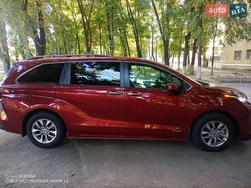 Авто Toyota Sienna 2021 № 8092718