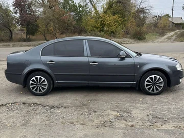 Авто Skoda Superb 2006 № 8092899