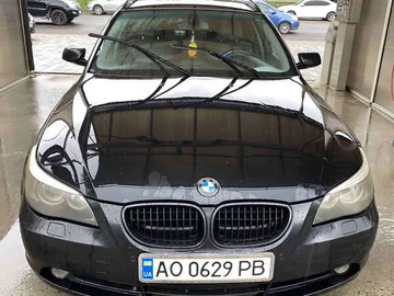 Авто BMW 5 Series 2004 № 8093009