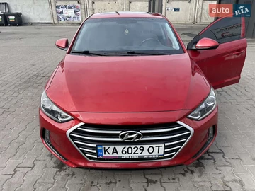 Авто Hyundai Elantra 2018 № 8093112