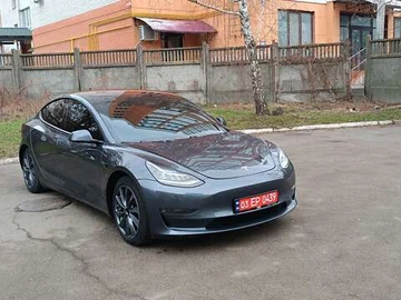 Авто Tesla Model 3 2018 № 8093241