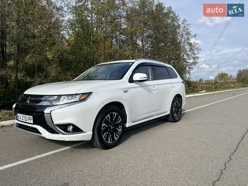 Авто Mitsubishi Outlander 2018 № 8093311