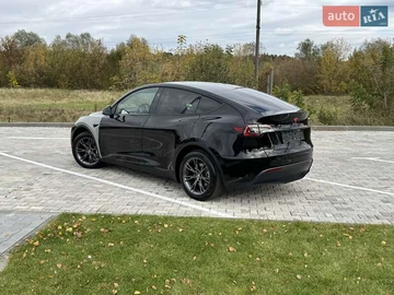 Авто Tesla Model Y 2025 № 8093323